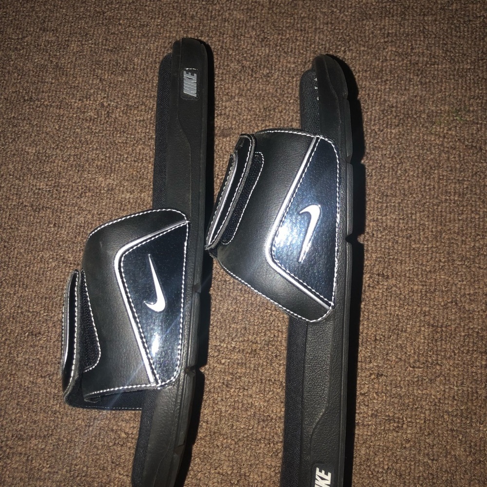 Men’s, Nike memory foam slides.